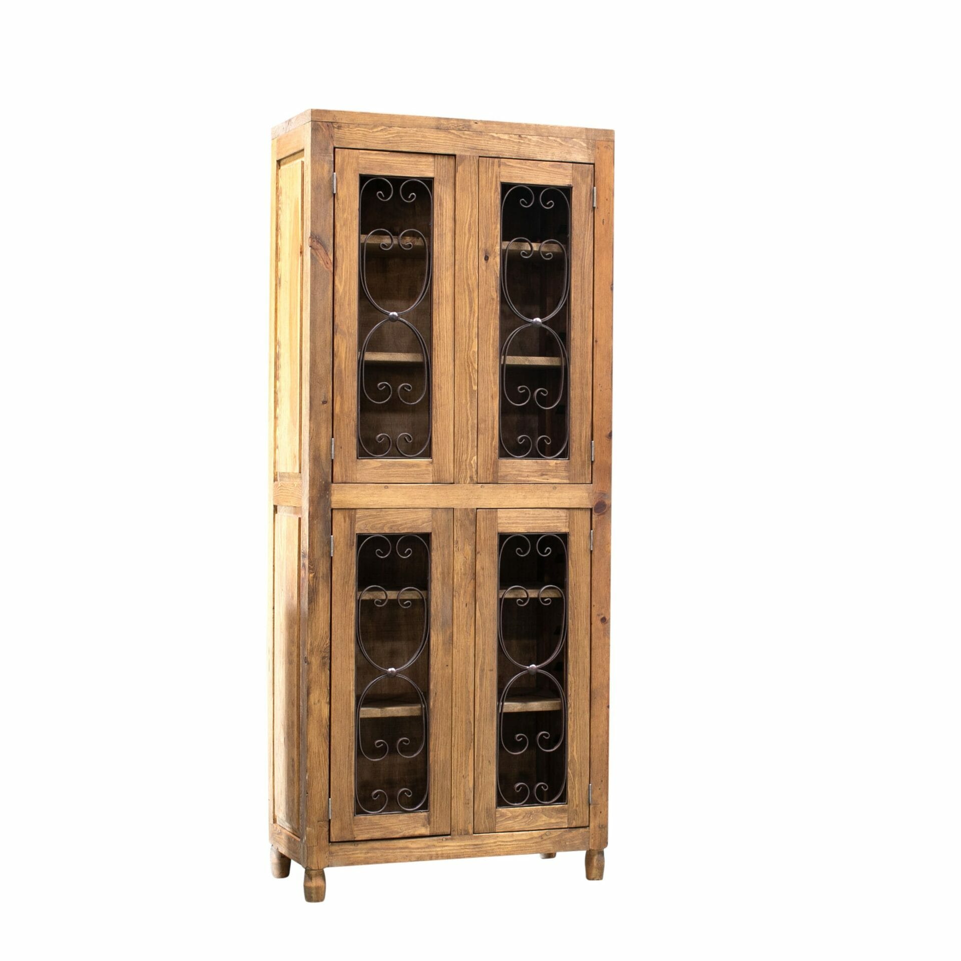 Lilly Linen Cabinet